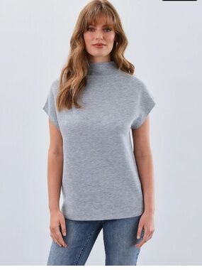 FDJ Ottoman Cap Sleeve Sweater, Grey Color Size Medium EUC